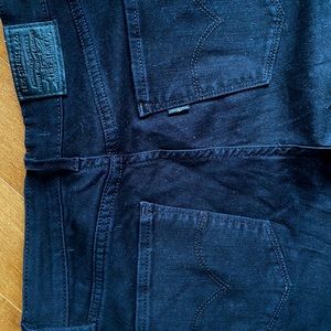 Levi’s Ripped Jeans